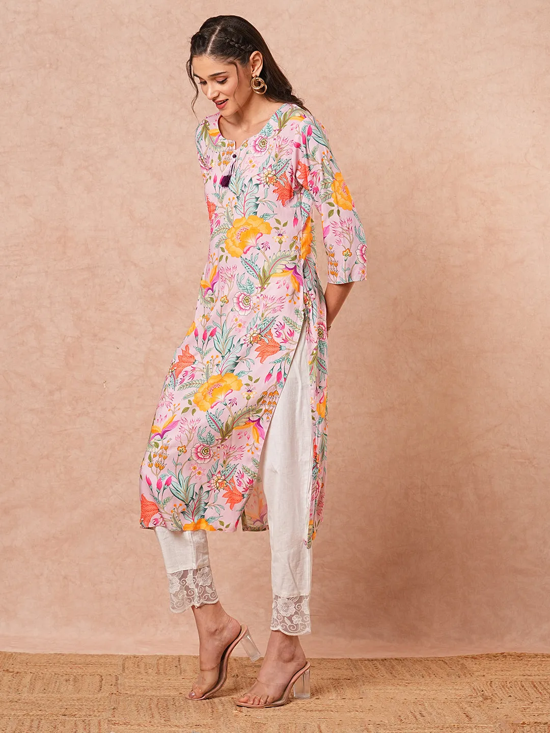 Abstract Floral Printed Straight Fit Kurta - Lavender