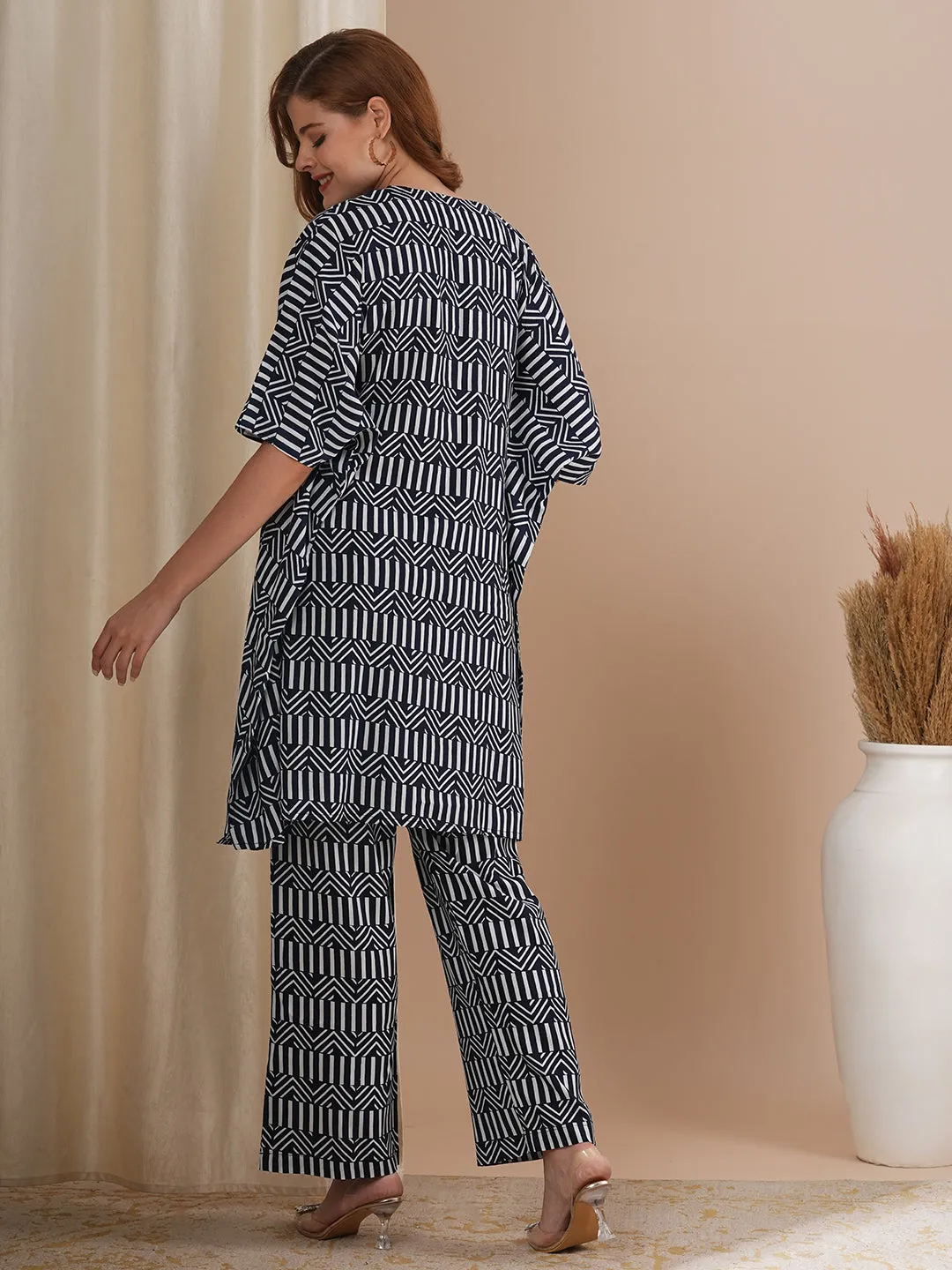 Abstract Geometric Printed and Sequenced Kaftan Co-ord Set - Navy Blue