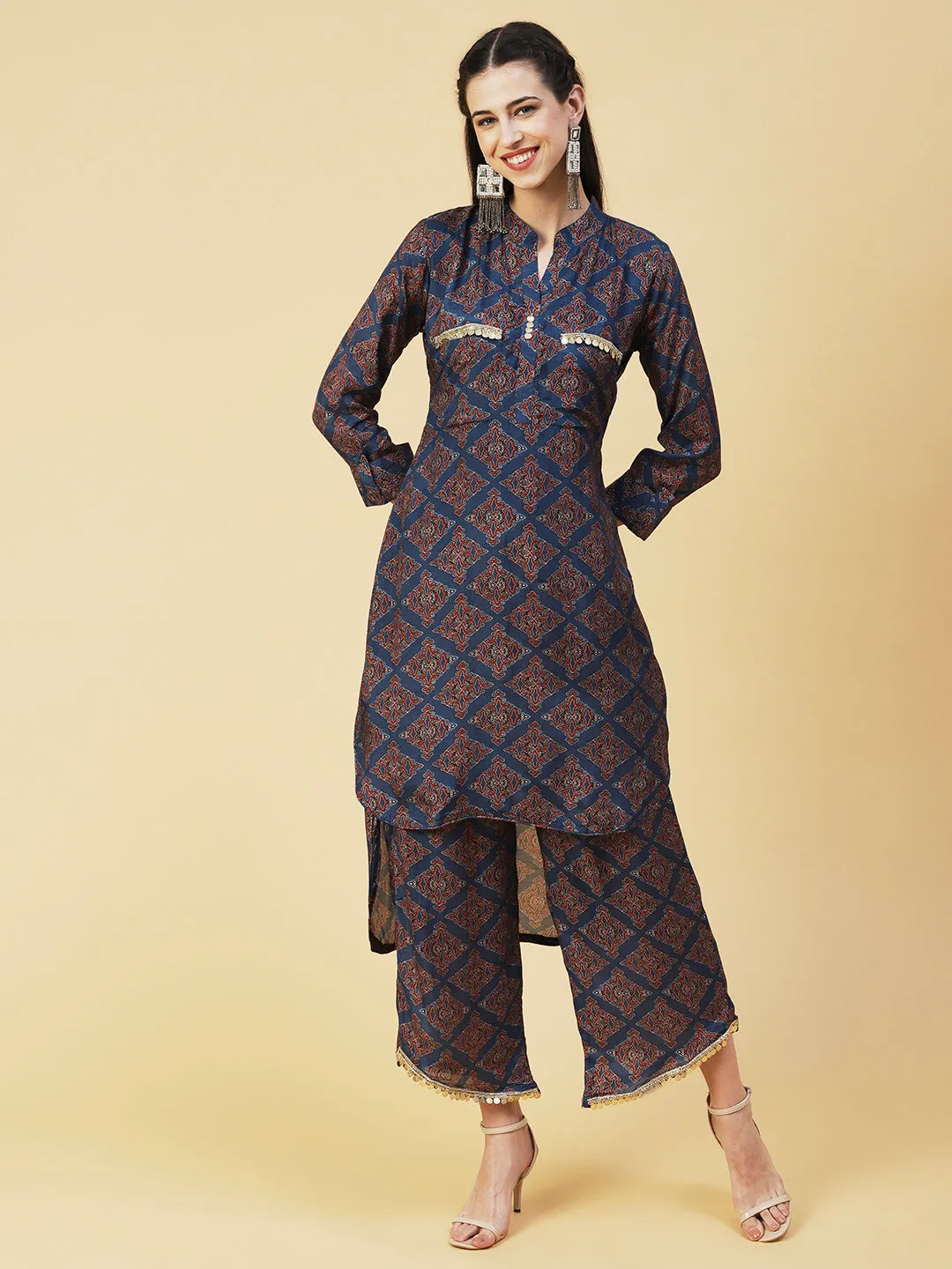 Ajarak Printed Hand Embroidered Asymmetric Hem Kurta With Pants - Indigo Blue