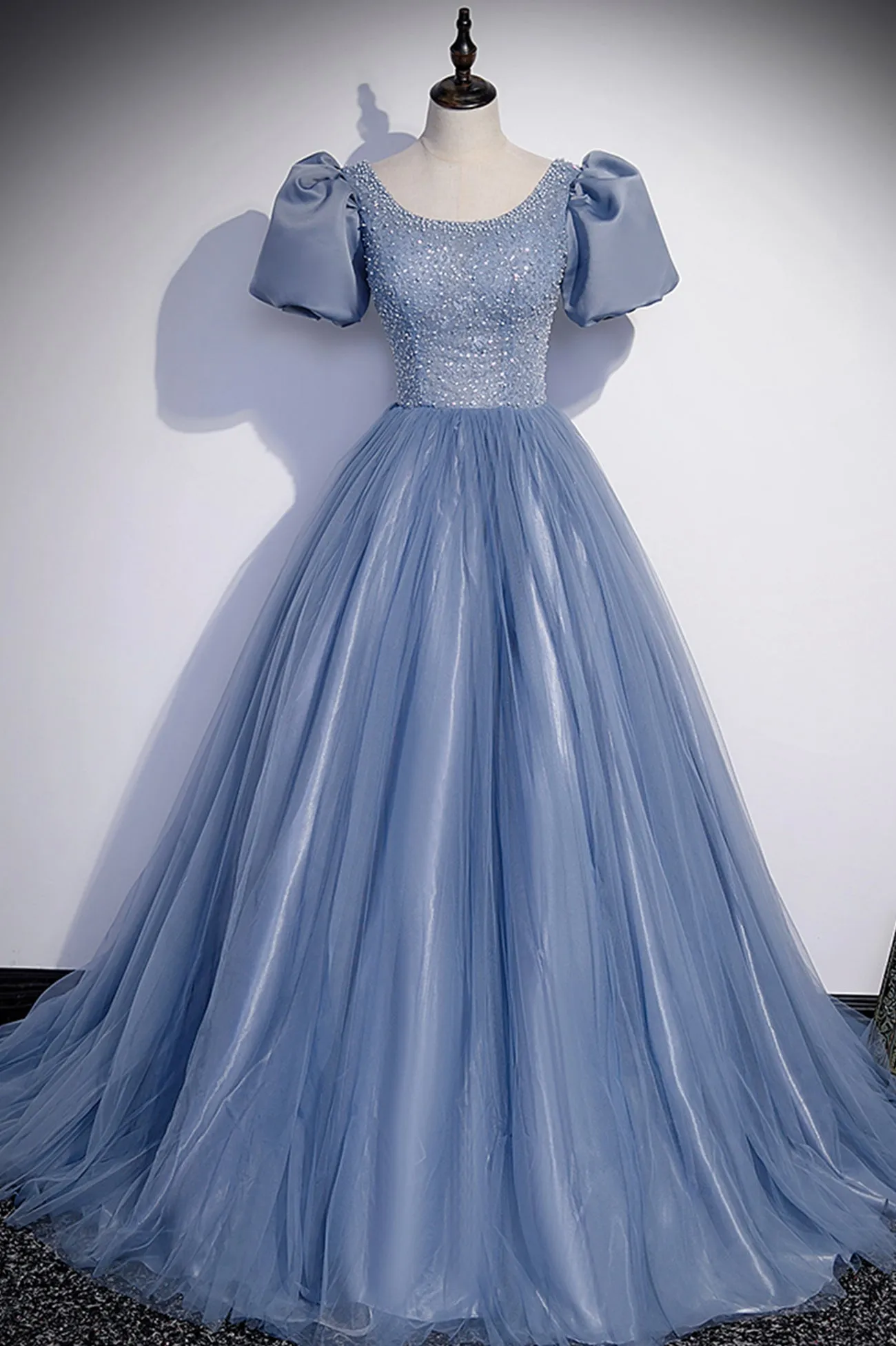 Blue Tulle Beading Long Prom Dresses A-Line Short Sleeve Evening Dresses