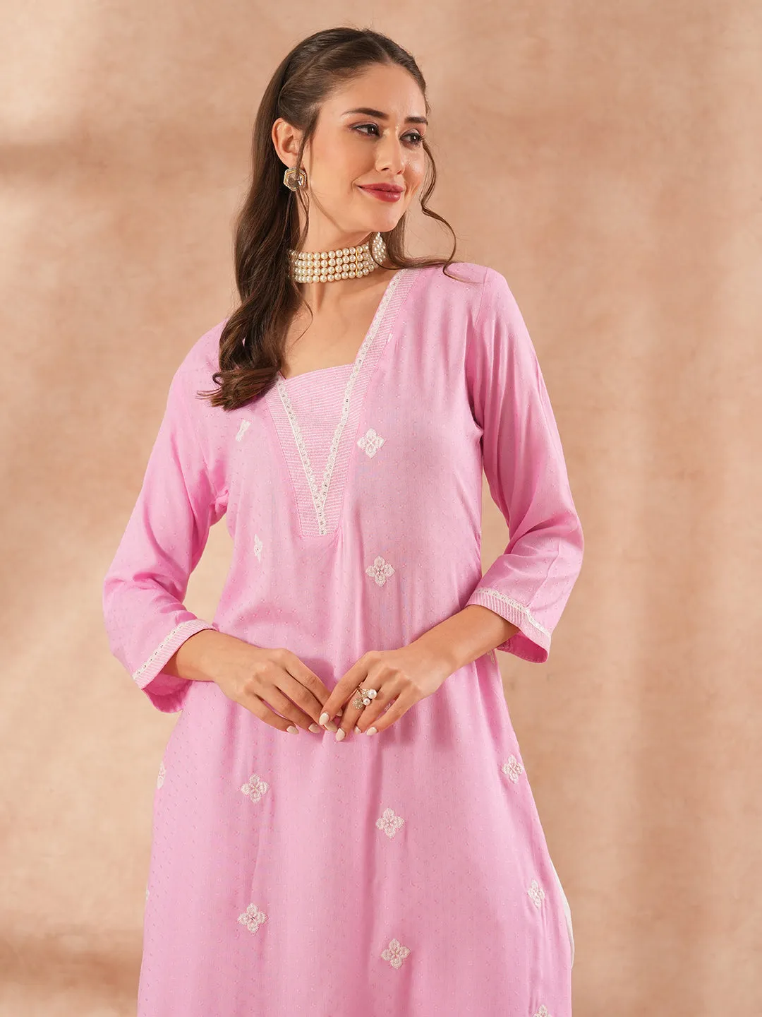 Ethnic Embroidered Straight Fit Kurta - Pink