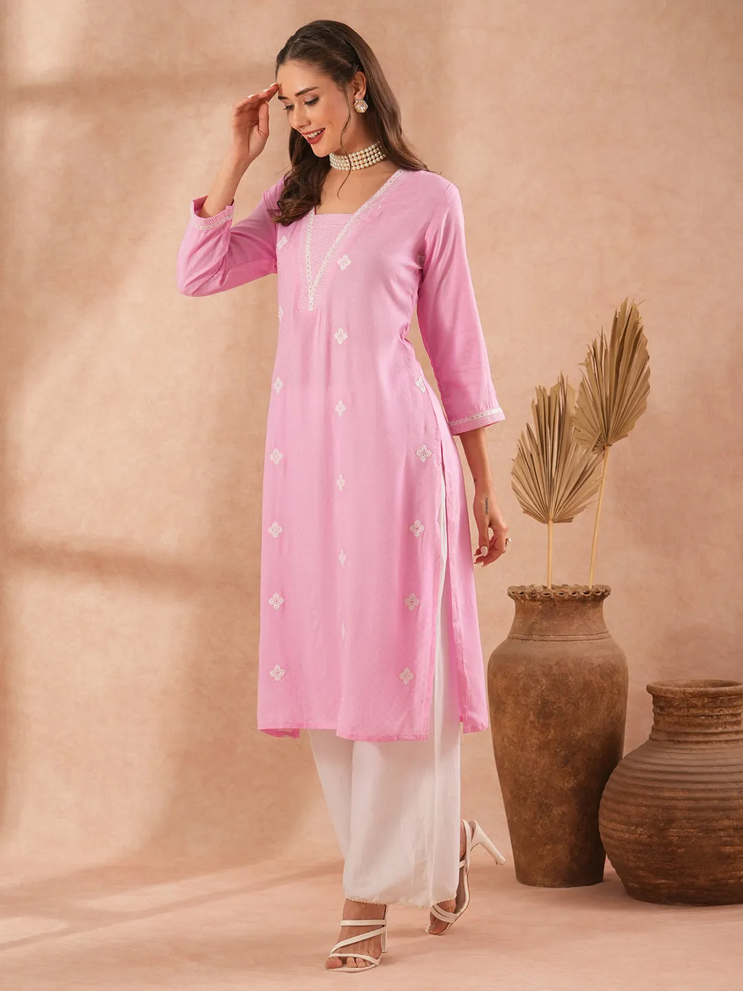 Ethnic Embroidered Straight Fit Kurta - Pink