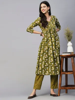 Ethnic Floral Printed & Embroidered A-Line Kurta with Pant - Green