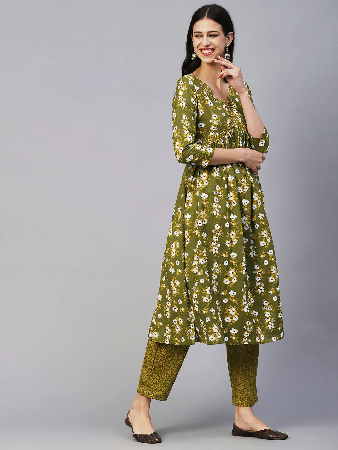 Ethnic Floral Printed & Embroidered A-Line Kurta with Pant - Green