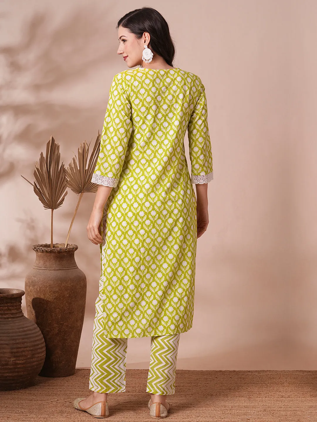 Ethnic Floral Printed & Embroidered Straight Fit Kurta with Pant - Green