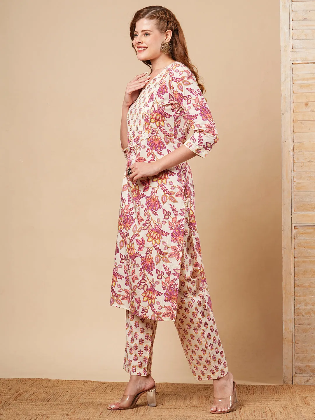 Ethnic Floral Printed & Embroidered Straight Fit Kurta with Pant - Off White