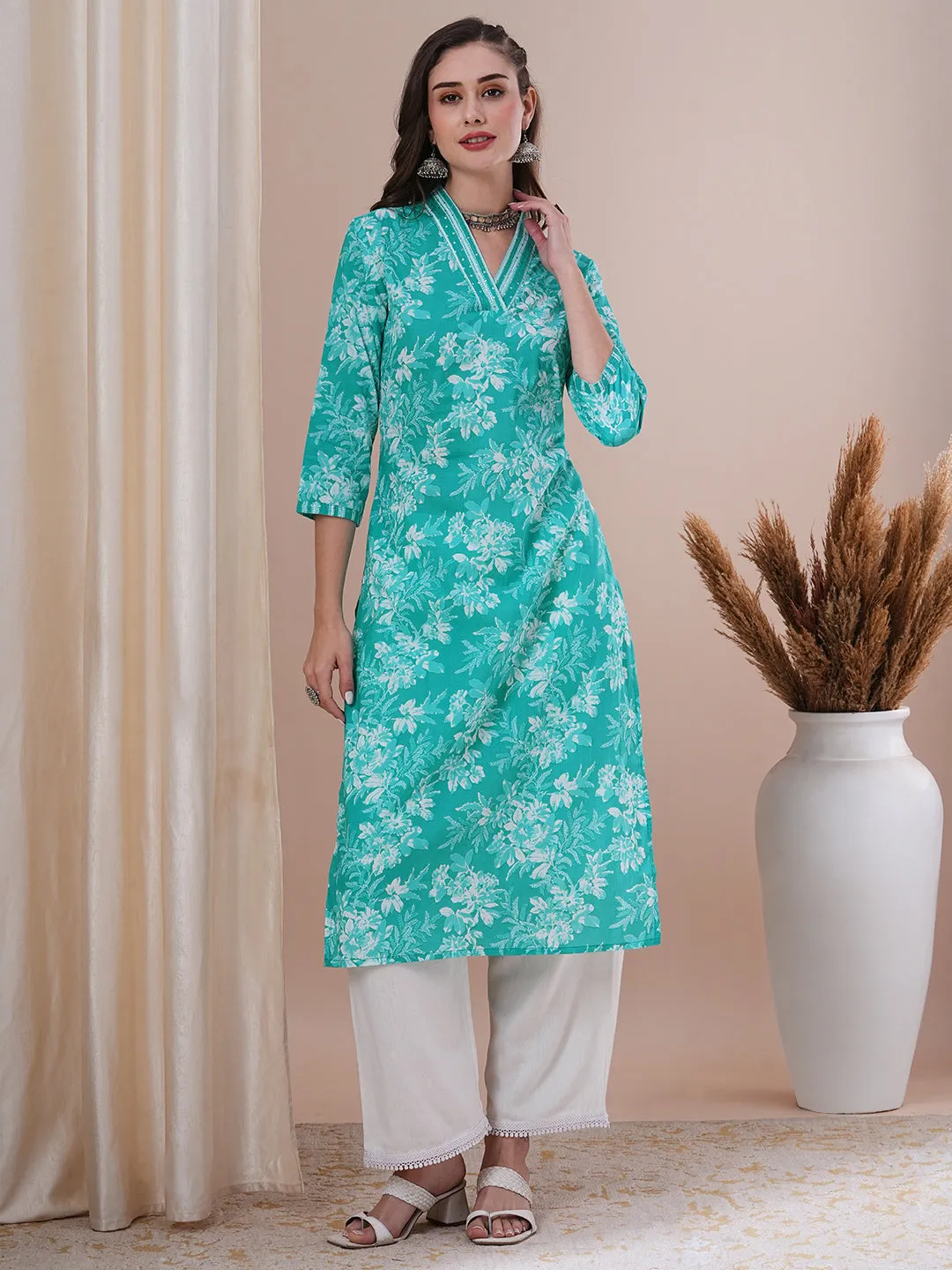 Ethnic Floral Printed & Sequin Embroidered Straight Fit Kurta - Sea Green