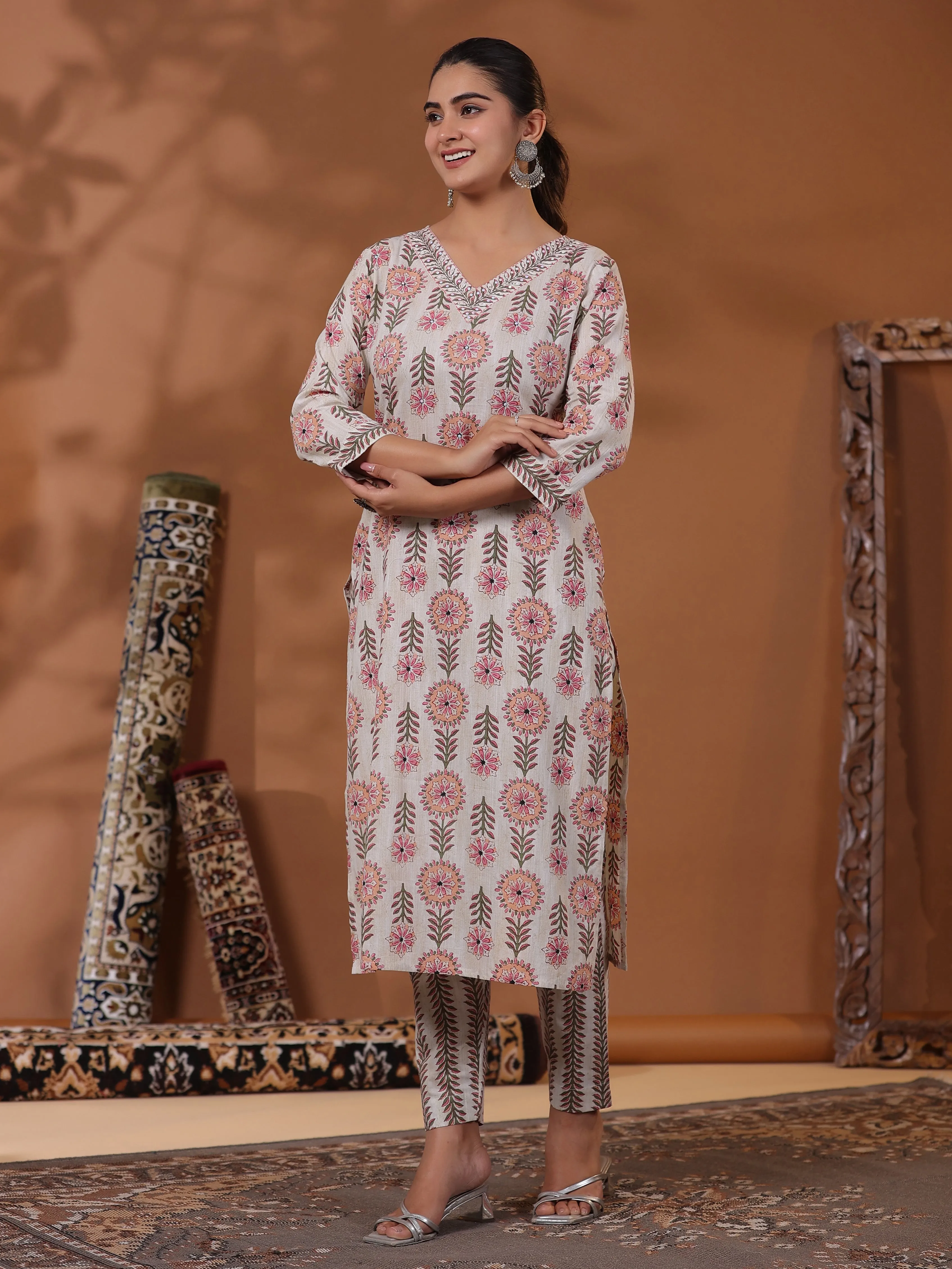 Ethnic Floral Printed & Sequined Straight Kurta and Pant - Off White