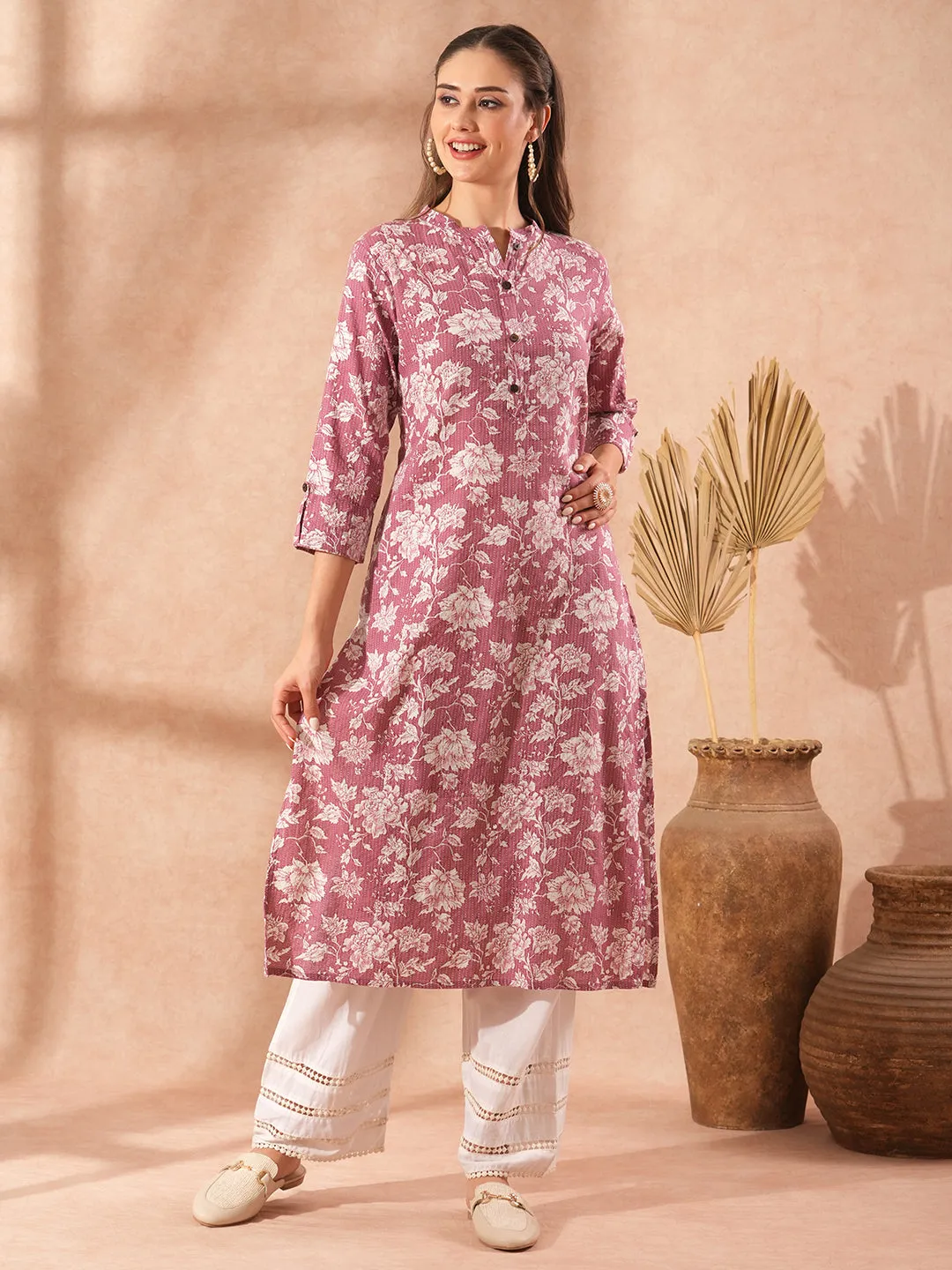 Ethnic Floral Printed Straight Fit Kurta - Mauve