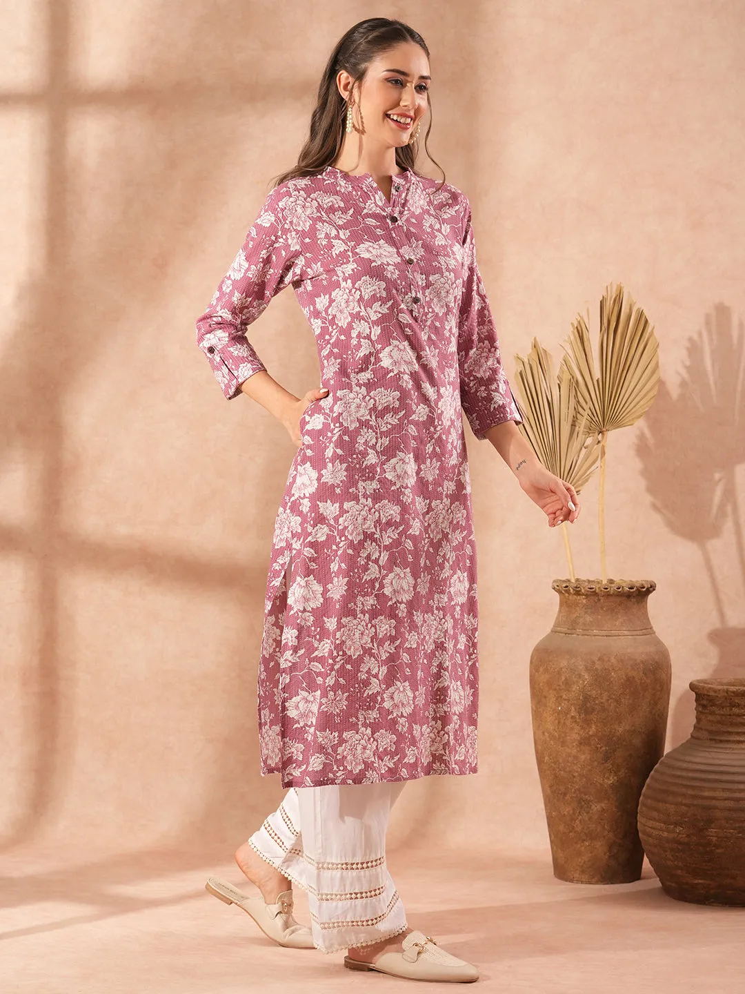 Ethnic Floral Printed Straight Fit Kurta - Mauve