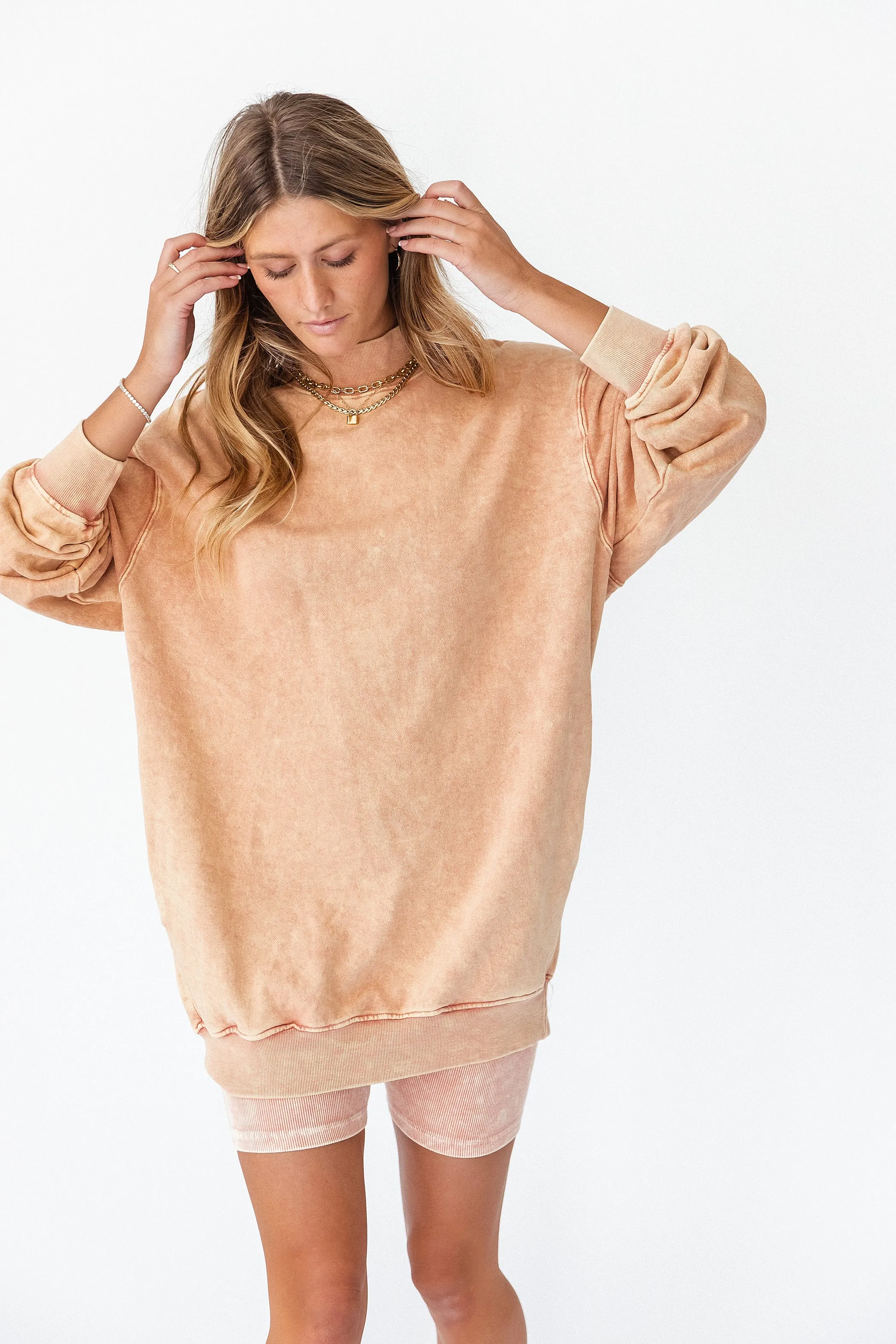 In My Element Pullover// Peach