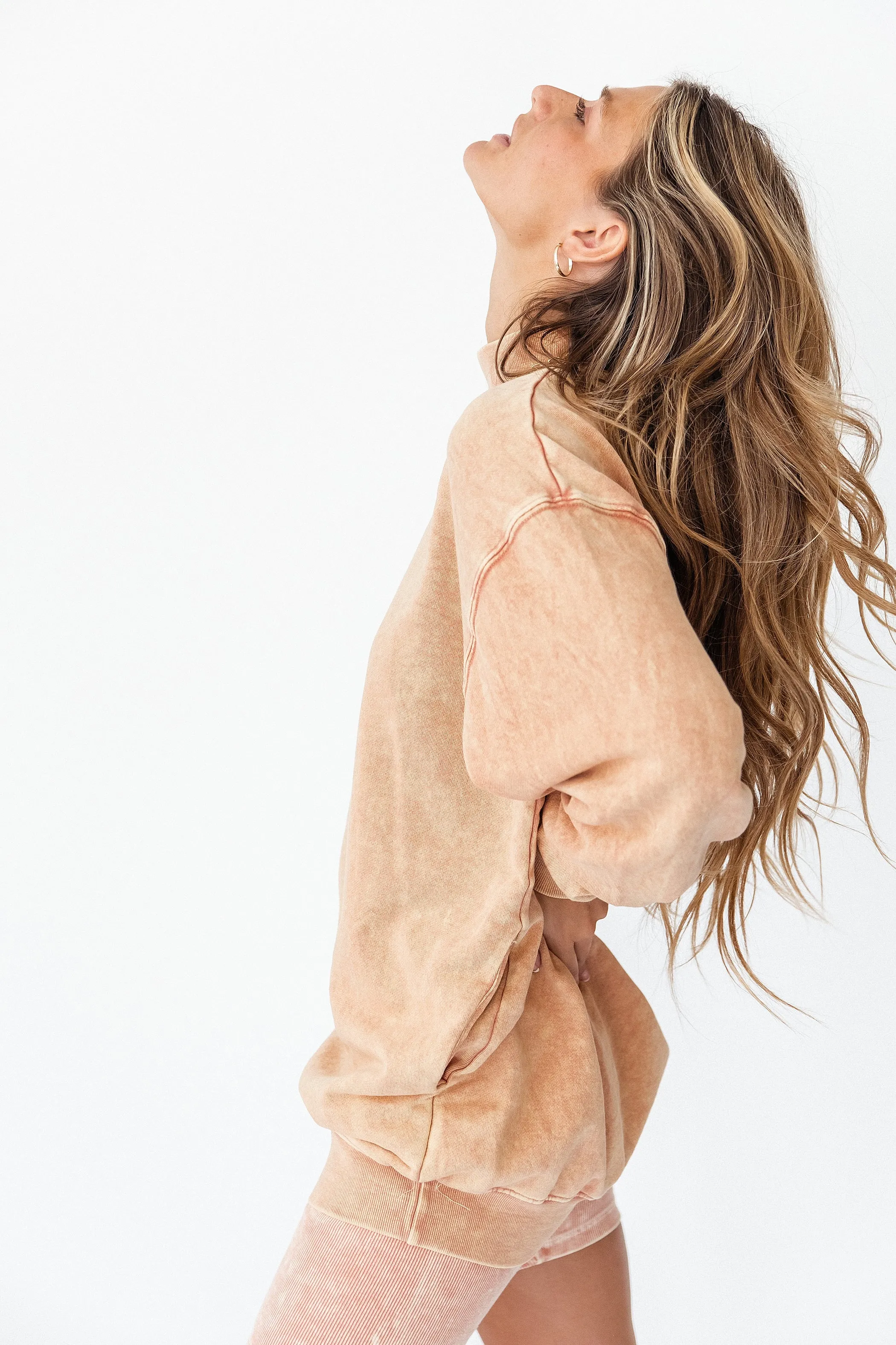 In My Element Pullover// Peach