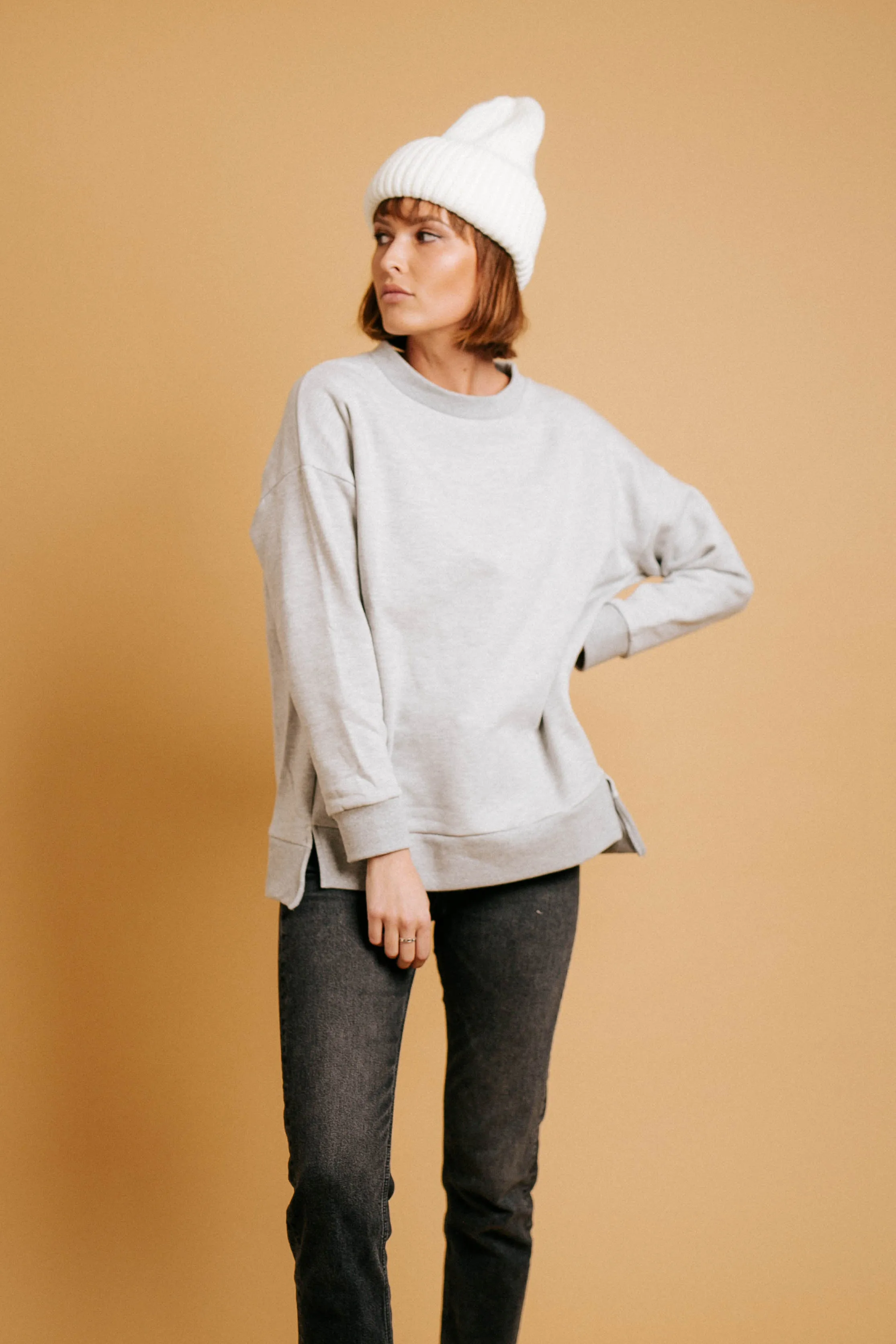 Lazy Sunday Pullover // Gray