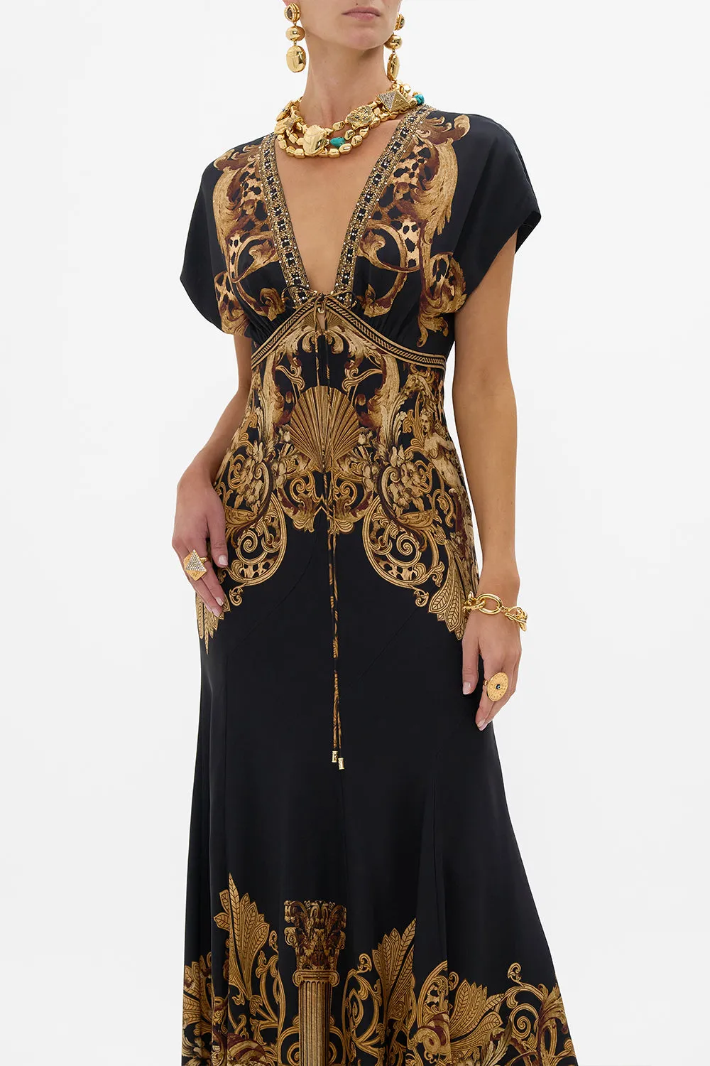 V NECK HARDWARE DRESS WITH NECK TIE ERA OF EMPIRES